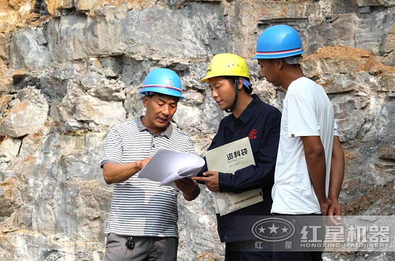 售后人員到客戶現(xiàn)場提供安裝、調(diào)試服務(wù)